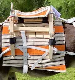 Bastillon, fabricant bât pour ânes, matériel de randonnée et travail ânes, chevaux, mules, portage enfant, portage bagages, Tibamac