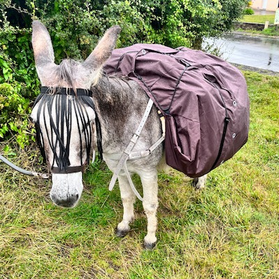 Capucine, bâche protection pluie, fabricant matériel randonnée