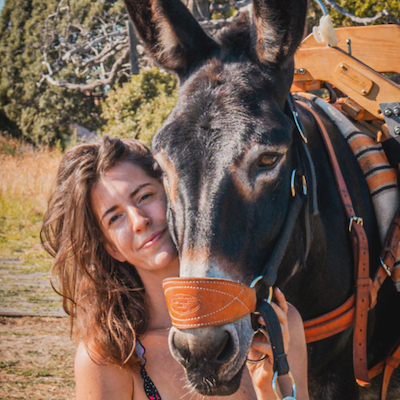 Faustine et son âne corse Peewee
