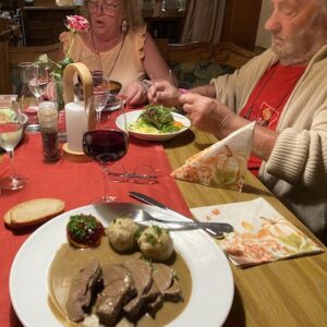 Lire la suite à propos de l’article Le coup de fourchette après le coup de feu de la fête