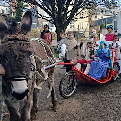 Samarit'âne et son Escargoline à l'Ehpad